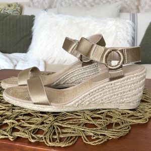 Lauren Ralph Lauren Gold/Beige Wedges